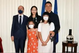 又一位44岁女星被曝离婚！结婚12年生下2个女儿离婚原因令人唏嘘图片