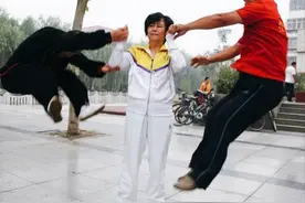 女闫芳男保国，两大“武林高手”退隐又复出的江湖，真精彩图片