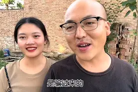 2019年，陕西小伙假扮“老板”，娶到小10岁老挝美女，现状如何？图片