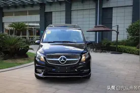 家庭商务车首选，比埃尔法空间大，比埃尔法更舒服的奔驰高顶威霆图片