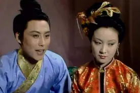 王熙凤和贾琏反感薛宝钗，他们的私房话，句句透露着对薛家的鄙夷图片
