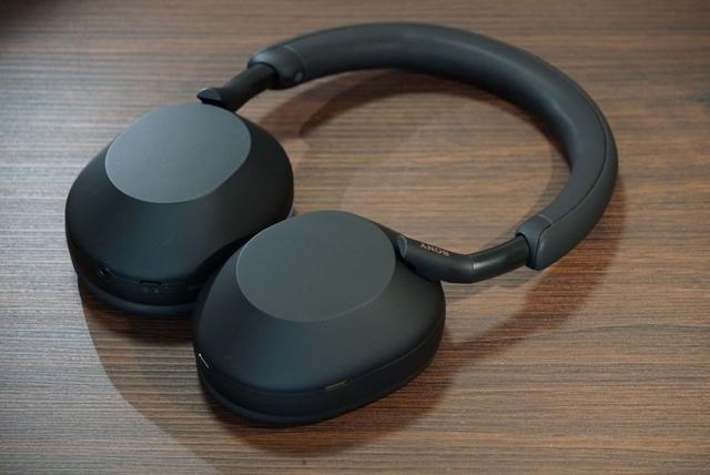 有种要跟苹果耳机拼命的架势，谈索尼WH-1000XM5与LinkBuds S