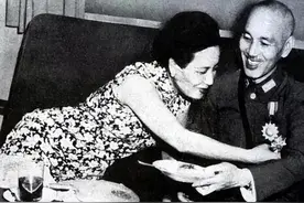 蒋介石究竟有多风流？贴身秘书晚年说出真相，宋美龄做法令人叫绝图片