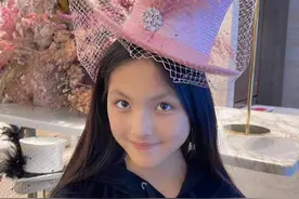 李湘再曝女儿王诗龄近照，细节暴露出家庭条件图片