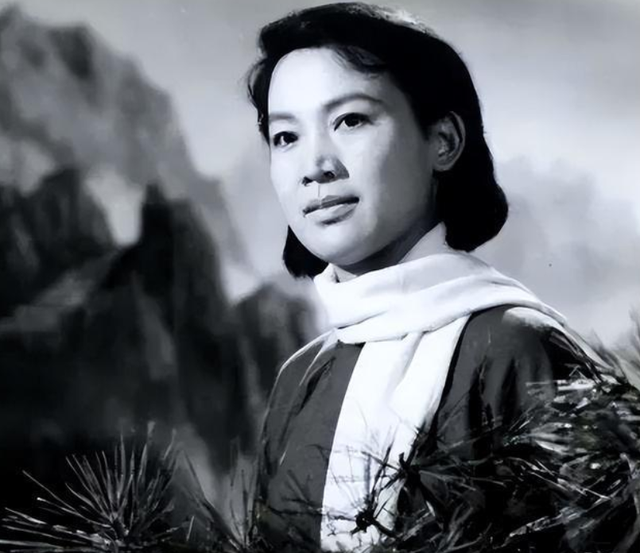 她是出卖江姐叛徒的妻子，今98岁却被国人敬重，她到底做了什么？