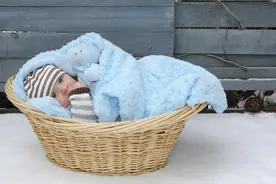 17年比利时女孩，因长得像中国人来中国寻亲，结果让她当场痛哭！图片