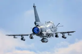 巴基斯坦为何在此时采购歼-10C战斗机？背后有哪些无奈和辛酸图片