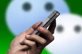 微信绑了银行卡的要留心，再忙也要看看，现在清楚不迟，提醒家人图片