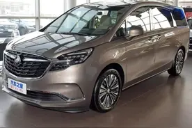 别克GL8：奶爸们必看，这台车丝毫不输赛那图片