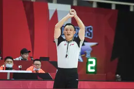 中国篮坛历史五大名哨图片