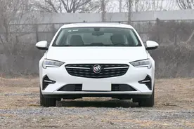 超4米9的合资大三厢家轿，空间宽敞舒适，价格便宜，实拍别克君威图片