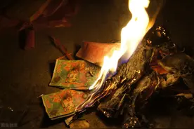 七月半鬼节送纸烧纸有讲究图片