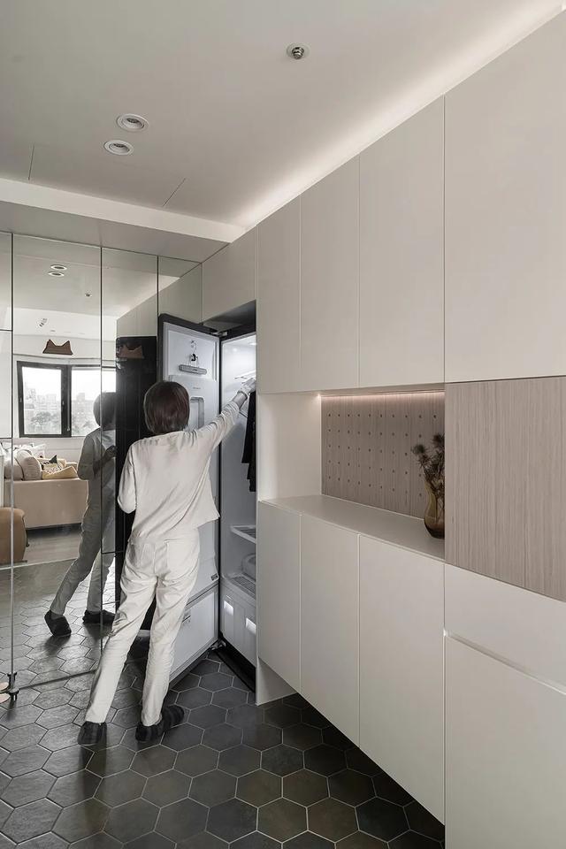 哇喔，反传统设计！屋内漂浮一座座猫屿，成为笑声满满的亲子猫宅