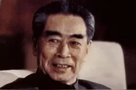 他演过50多次周总理，却被人说长得不像图片