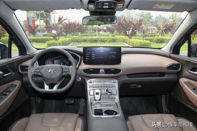 新车｜定名胜达旅行家，可选5/6/7座，北京现代胜达亮相成都车展