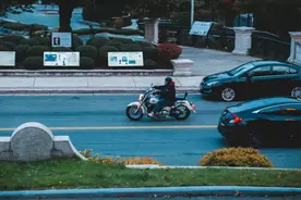 骑摩托遭到家人反对，我该怎么办？图片