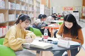 这三种工作尽可能不要让女儿去做，哪怕收入高，前景很是渺茫图片