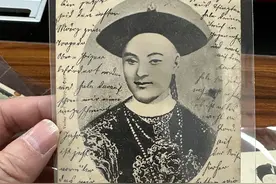 历史上的光绪皇帝到底长什么样子，最后一张图片亮了！图片