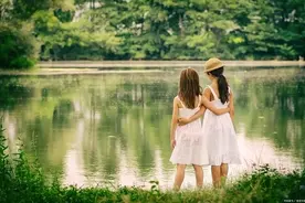 女孩此生能得到幸福，莫过于爸妈在童年给足她4样东西，真没想到图片