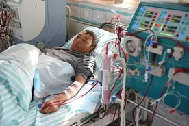 为何“尿毒症”越来越多？医生：3个习惯别碰，肾会“感谢你”图片