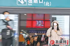 来乌鲁木齐务工人员比往年来得早来得多图片