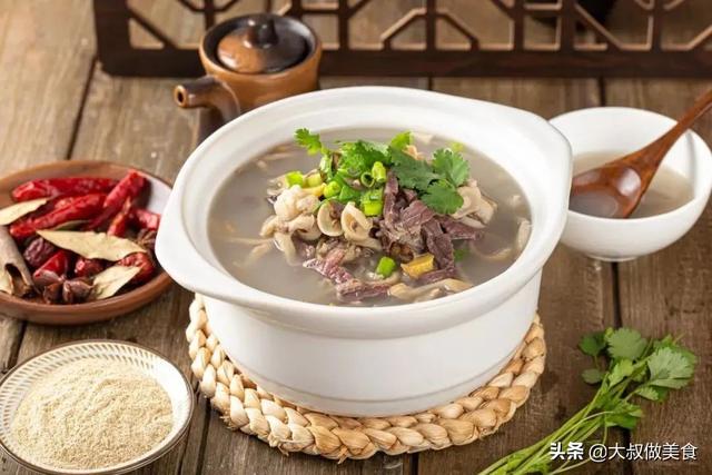 黄芪花胶煲羊肉 2026年黄芪花胶煲羊肉的做法