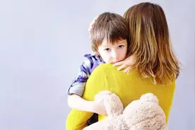 重组家庭的父母，该如何保护自己带过来的孩子？图片