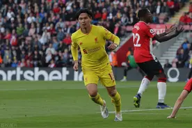 英超-日本国脚进球 利物浦2-1逆转南安普顿 距曼城1分保留争冠希望图片