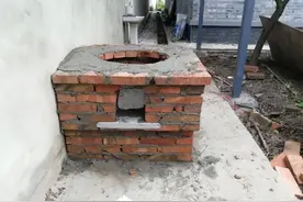 砌柴火灶还要花钱请师傅？四川小伙花600块钱买一个经验图片