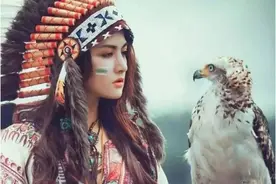 最后到莫西干人亚历桑德罗，他的父辈和族人们都经历了什么？图片