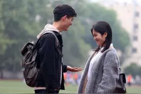 山东一大学女生宿舍现婴儿哭声，打开垃圾袋真有新生儿，校方回应图片