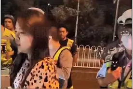 开宝马的蛇蝎女人图片