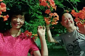 浪漫的夏天~凌霄花下翩翩舞，来生再续未了情！图片