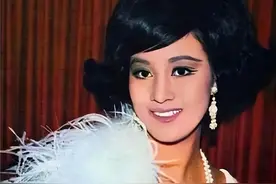 何莉莉：16岁已是“人间尤物”，却遭富豪背叛，70岁独揽百亿家产图片