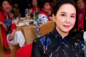 她一生只拍一部戏，却惊艳了观众几十年，如今65岁年纪仍如少女图片