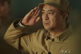 央一《破晓东方》定档，躲过刘涛，我却被42岁的女二号惊艳了图片