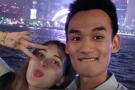 我，为爱自学3门外语，带乌克兰妻子离开大城市，生活在老家农村图片