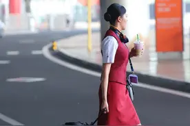 南航空姐“内衣门”事件曝光：空姐纵欲的人生，揭露了背后产业链图片