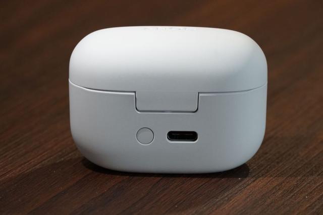 有种要跟苹果耳机拼命的架势，谈索尼WH-1000XM5与LinkBuds S