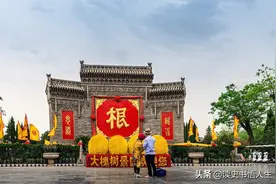 为什么很多山东人喜欢倒背着手走路？上厕所为什么叫“解手”？图片