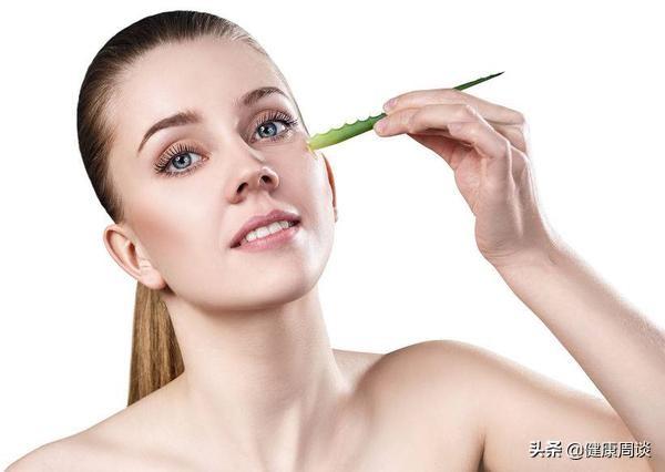 喝酒手臂上长很多鸡皮肤