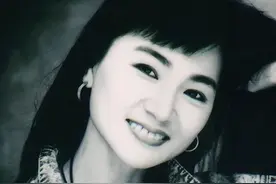 原来她已离开十年之久，早已不在江湖，却没人会忘记“帽子歌后”图片