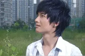 出道即成名，一朝雪藏，陈楚生：走自己的路，怎么会后悔图片