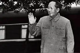 1959年毛泽东立下3条规矩，周恩来心疼不已，宋庆龄亲赴北京图片