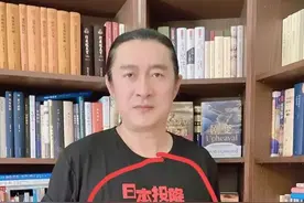 中国台湾明星黄安，他穿了“日本投降”字样上衣图片
