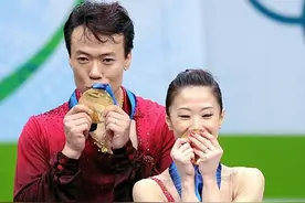 冰上情侣一起牵手14年，退役后互不来往，或许今生不再有任何交集图片