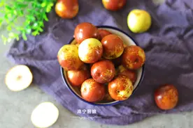 买冬枣，不要盯着又红又大的买，记住这3点，买到的冬枣又脆又甜图片