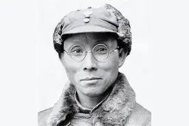 淮海战役拿不下？邓子恢建议林彪派一个兵团增援，担心是否多余？图片