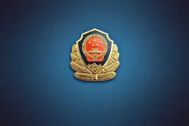 【党旗在基层一线高高飘扬】争分夺秒！义乌民警披星戴月防疫情图片