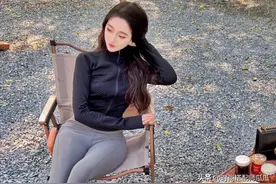 女人不管多懒，穿打底裤也别配运动鞋！瞧潮人这样穿，多时髦高级图片
